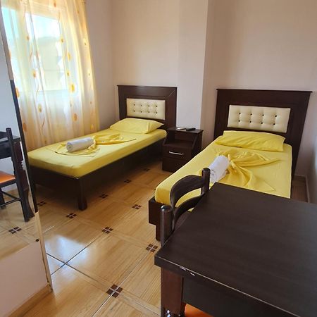 Hotel Brace Gjirokastër Esterno foto