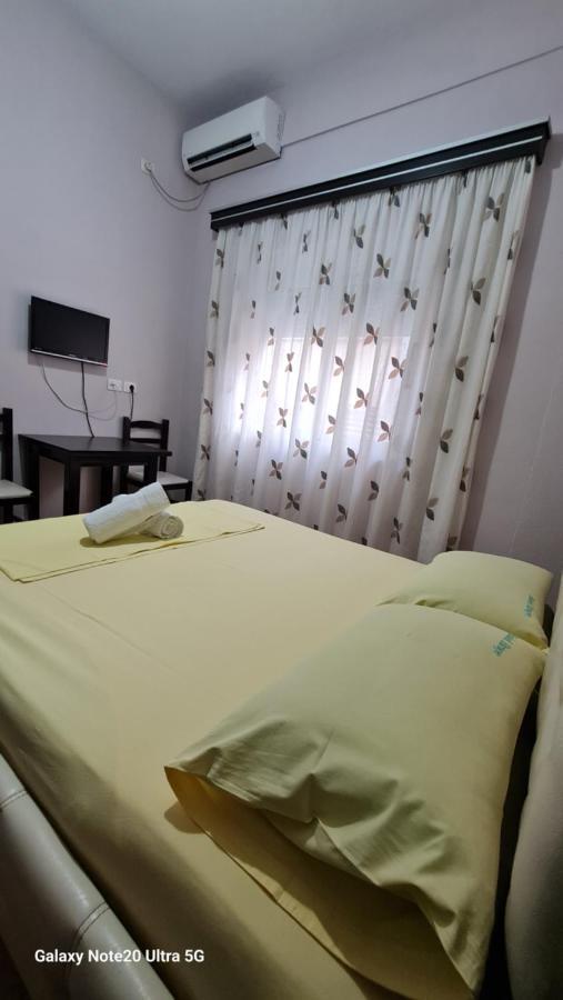 Hotel Brace Gjirokastër Esterno foto