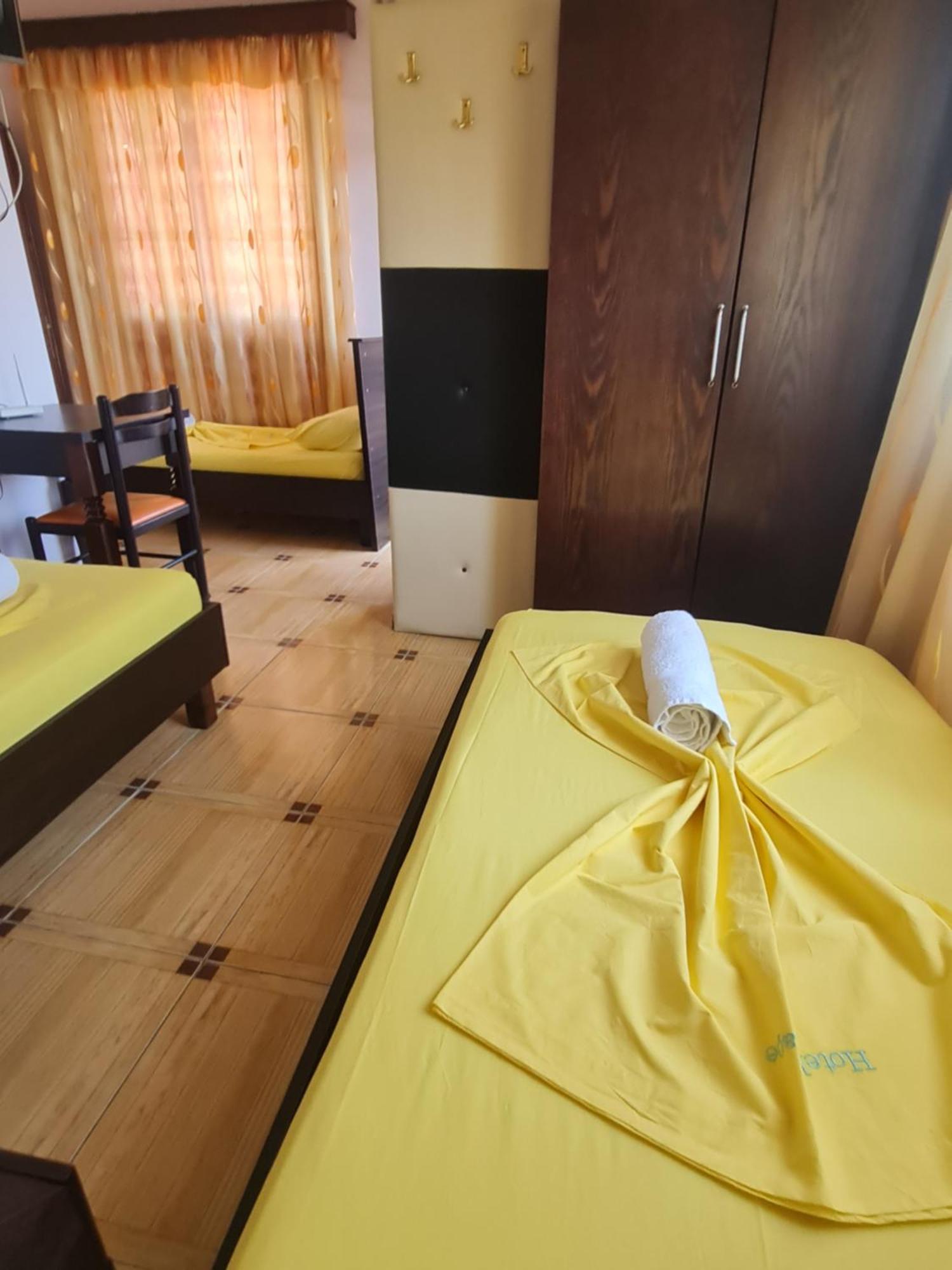 Hotel Brace Gjirokastër Esterno foto