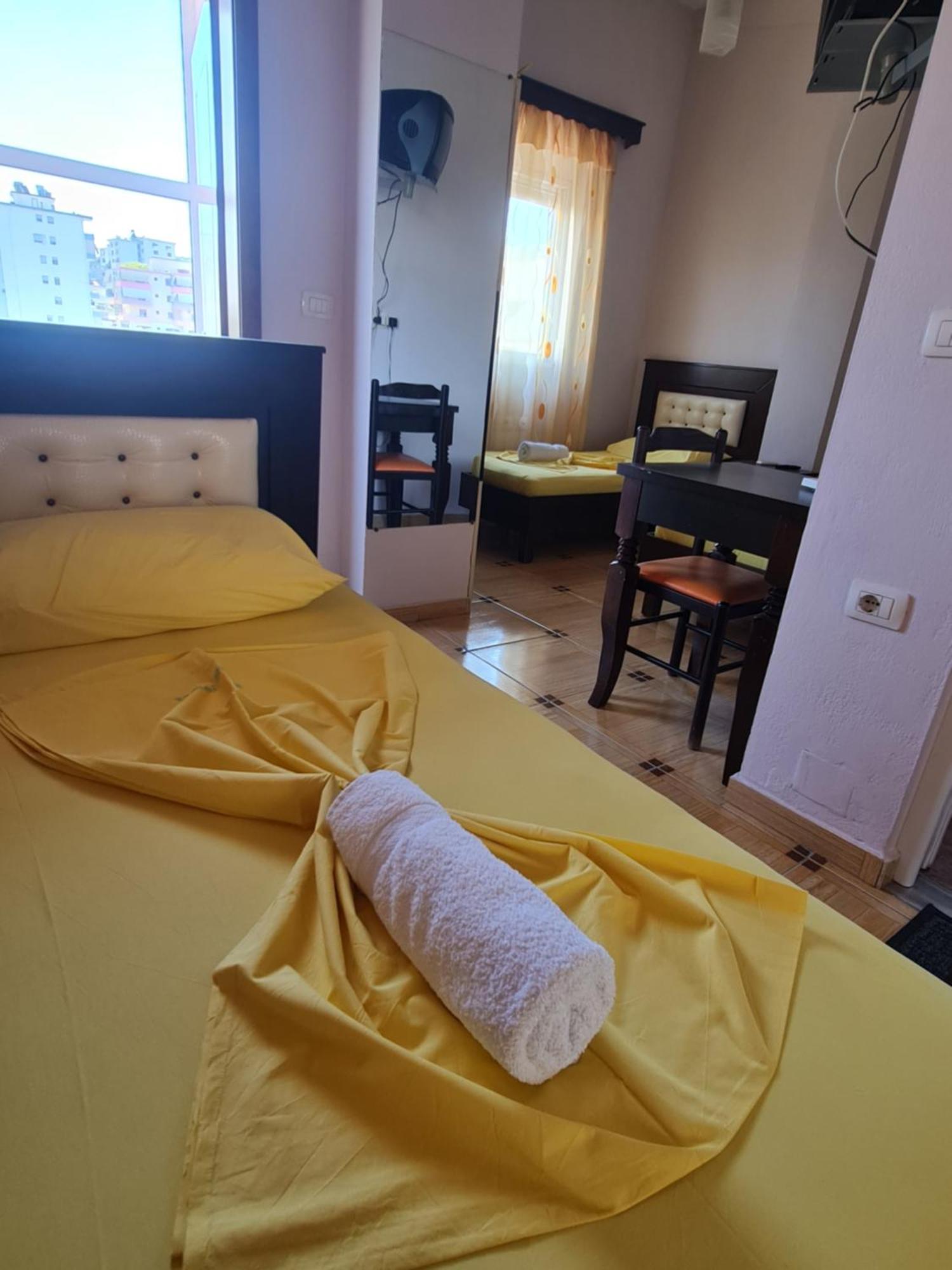 Hotel Brace Gjirokastër Esterno foto